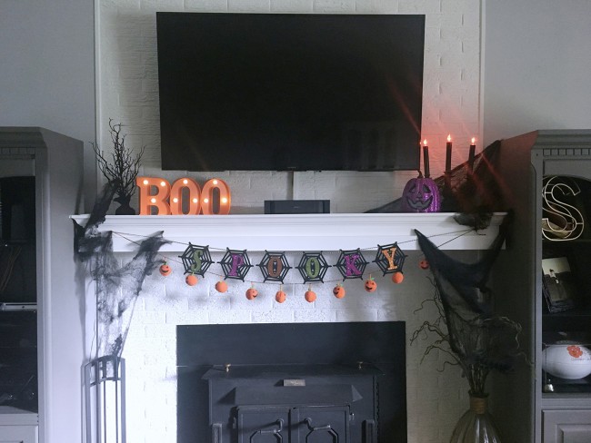 Halloween Mantel