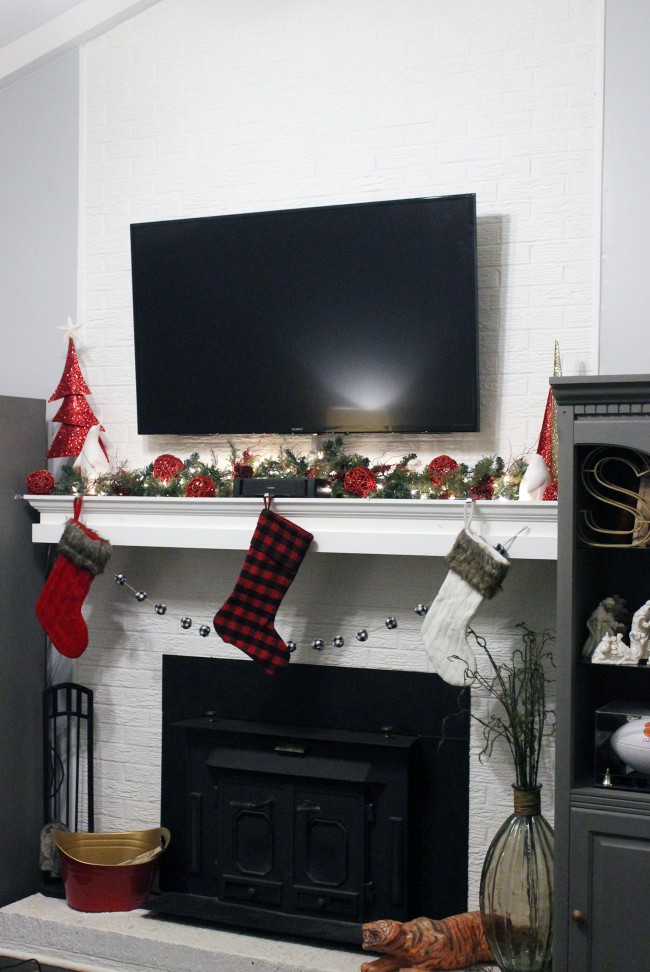 buffalo plaid christmas mantel